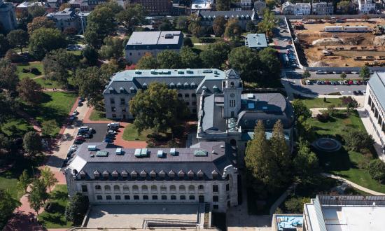An aerial view of the Naval Academy buildings Sampson Hall, Mahan Hall, and Maury Hall (bottom).